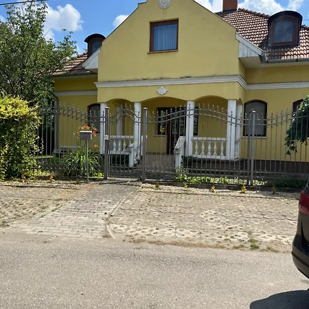 Videki Vendeghaz Vila