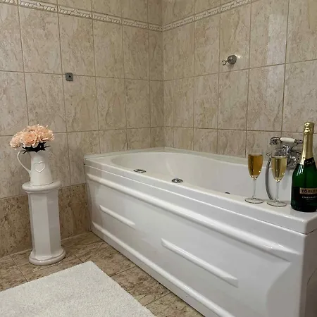 Videki Vendeghaz Doboz